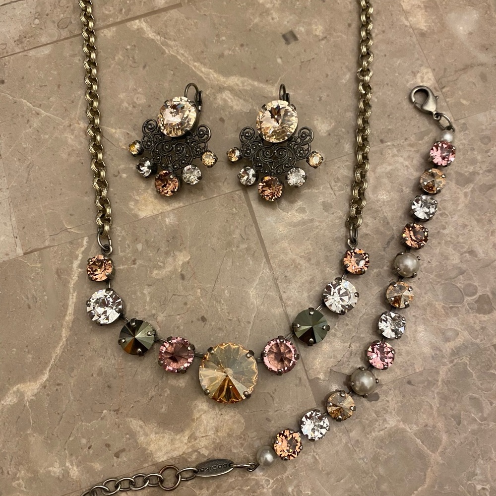 Sabika Sporty Glam jewelry
